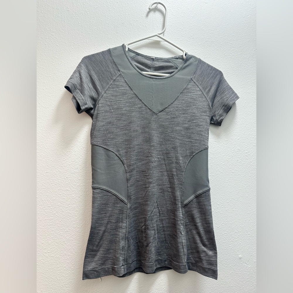 Lululemon shirt